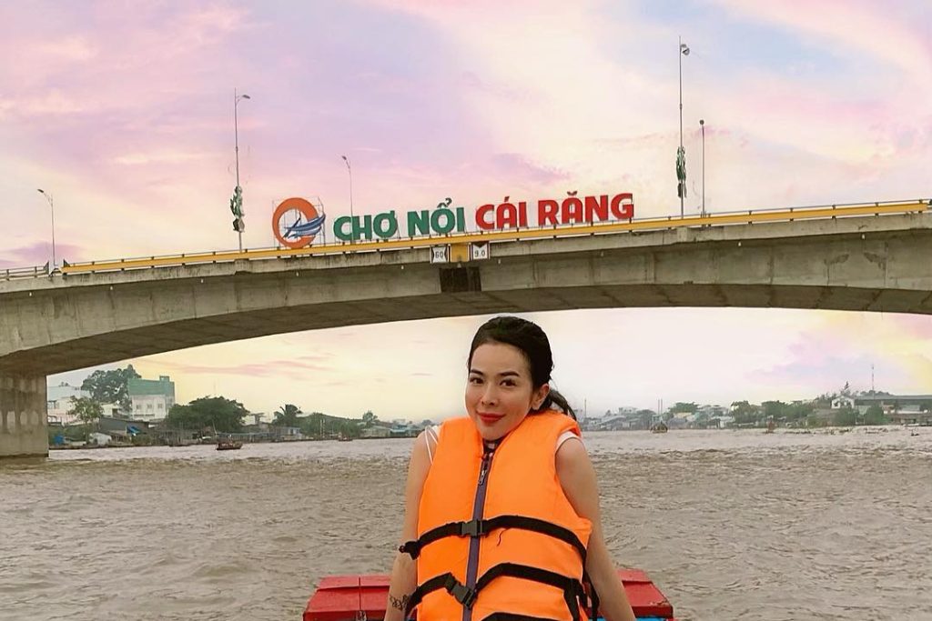 Tham quan chợ nổi Cái Răng